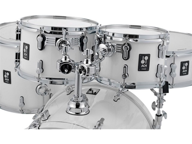 Komplet/Set akustičnih bobnov Sonor AQ1 Studio Set PW 17341 Piano White
